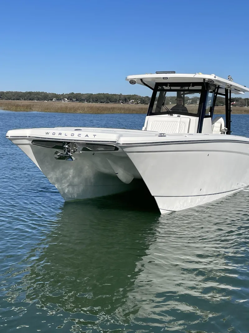 Slide: The Image of World Cat 400 CC-X 2022 - 3