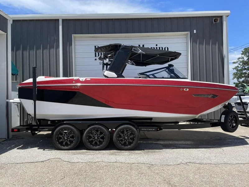 Slide: The Image of Nautique Super Air Nautique G23 2022 - 0