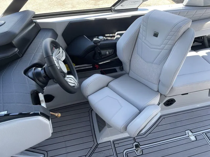 Slide: The Image of Nautique Super Air Nautique G23 2023 - 5