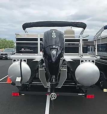 Slide: The Image of 2024 Sun Tracker Sportfish 24 XP3 pontoon boat with 150 HP engine. - 7