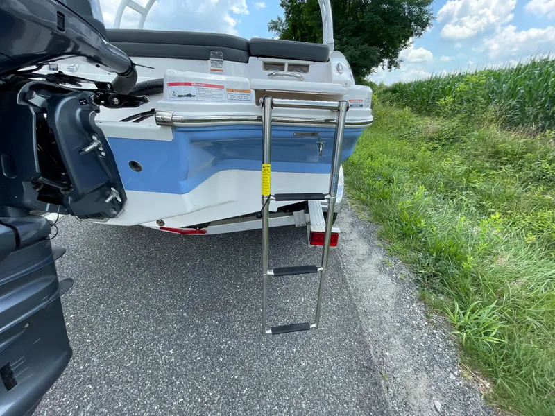 Slide: The Image of Chaparral 21 SSi OB 2025 - 55