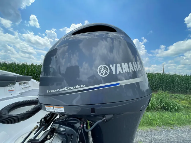 Slide: The Image of Chaparral 21 SSi OB 2025 - 56