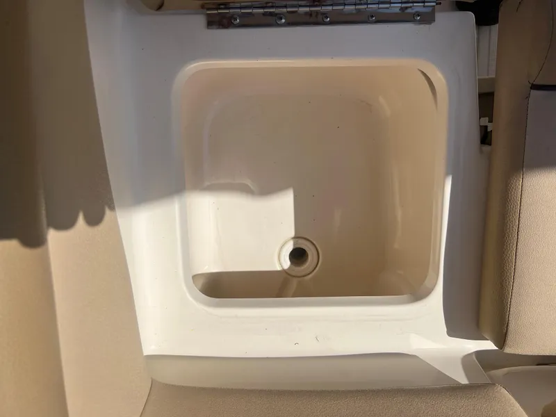 Slide: The Image of 2019 Scout 210 Dorado boat sink with drain - 16