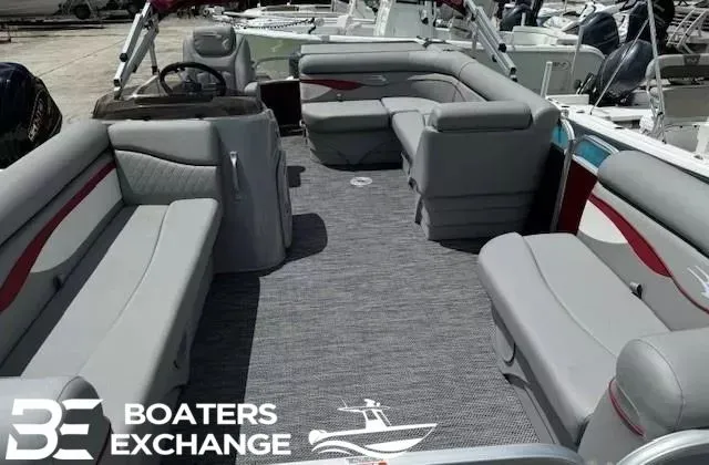 Slide: The Image of Bennington 20SVL 2024 - 9