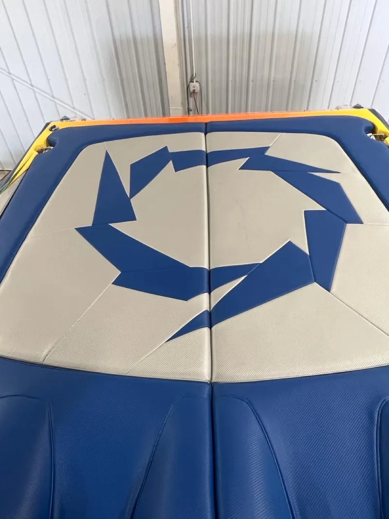 Slide: The Image of 2007 Fountain 42 Lightning boat with custom blue and white upholstery design. - 20