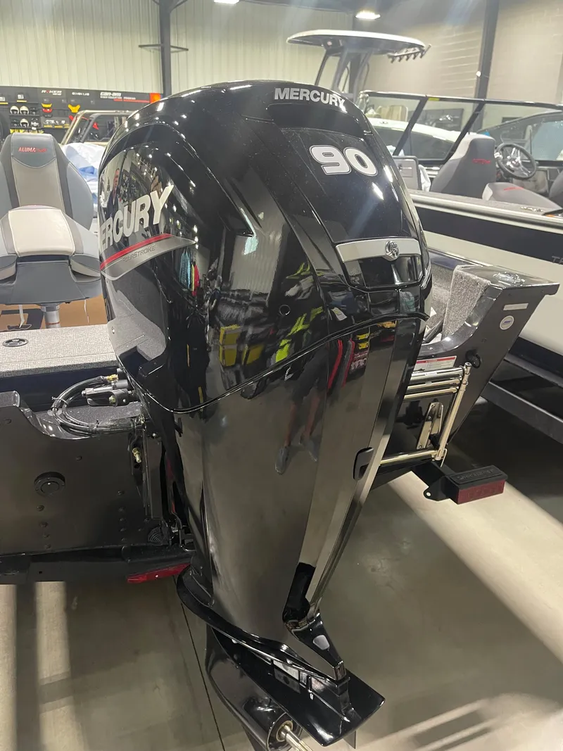 Slide: The Image of Alumacraft Voyageur 175 SC 2023 - 3