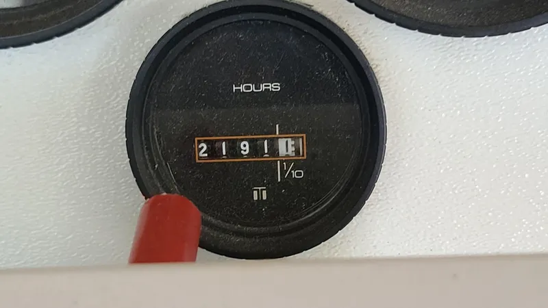 Slide: The Image of Hour meter showing 2191.1 hours on 1983 Sea Ray 360 Aft Cabin. - 26