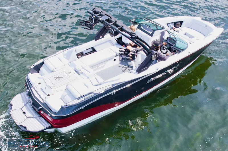 Slide: The Image of MasterCraft X24 2023 - 11
