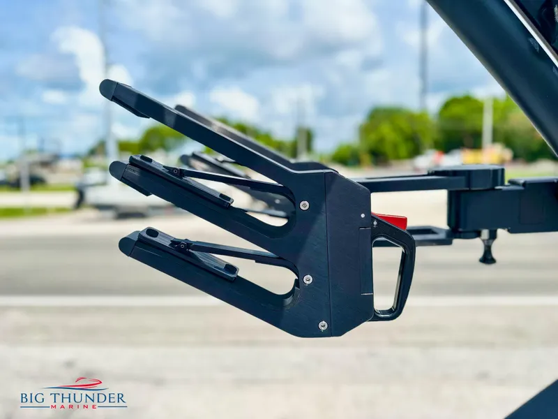 Slide: The Image of MasterCraft X24 2023 - 29