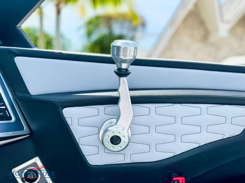 Slide: The Image of MasterCraft X24 2023 - 49