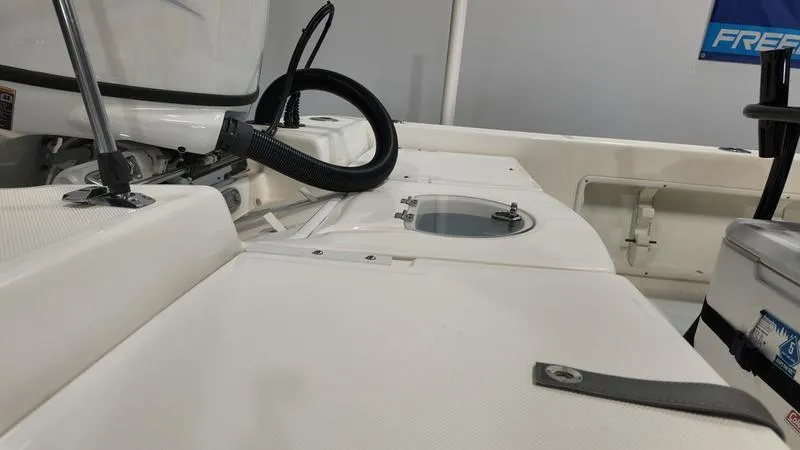 Slide: The Image of Sundance DX20 - 4