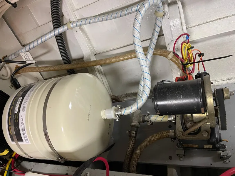 Slide: The Image of Chris-Craft Conqueror 1961 - 51