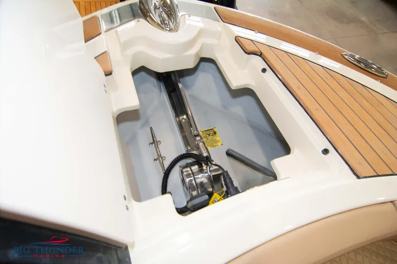 Slide: The Image of Chris-Craft Launch 35 GT 2024 - 69