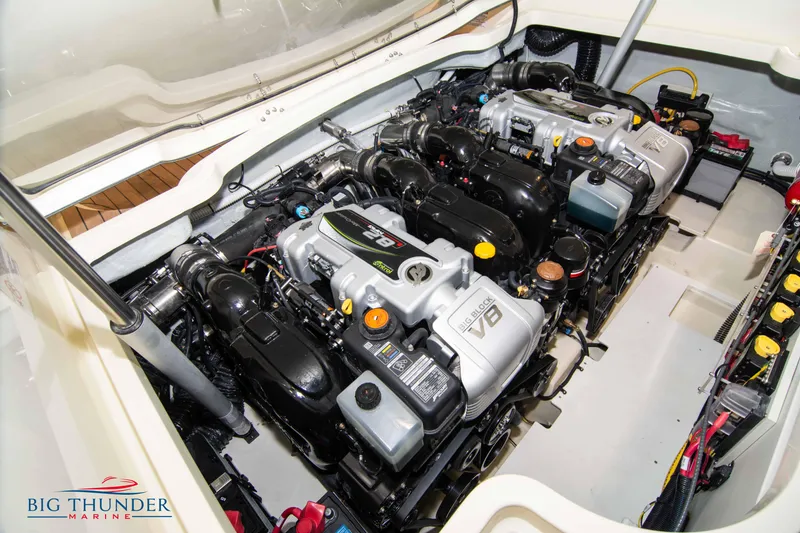 Slide: The Image of Chris-Craft Launch 31 GT 2023 - 72