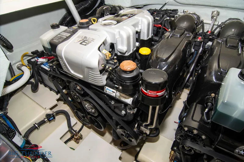 Slide: The Image of Chris-Craft Launch 31 GT 2023 - 75