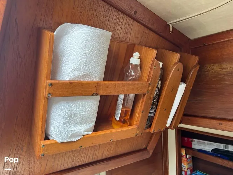 Slide: The Image of 1986 Ericson 30 for sale in Lynn, MA - 10