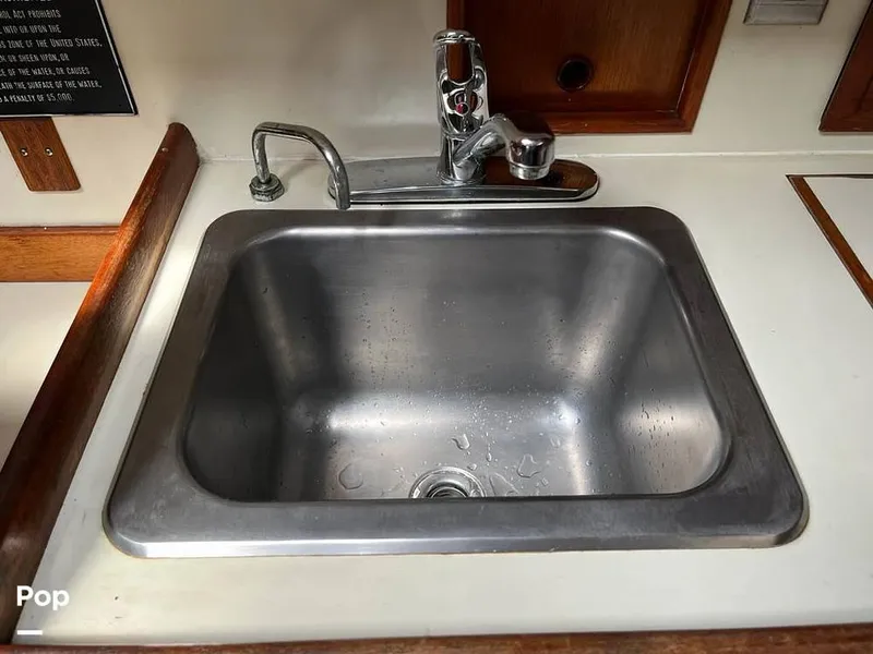 Slide: The Image of 1986 Ericson 30 for sale in Lynn, MA - 12