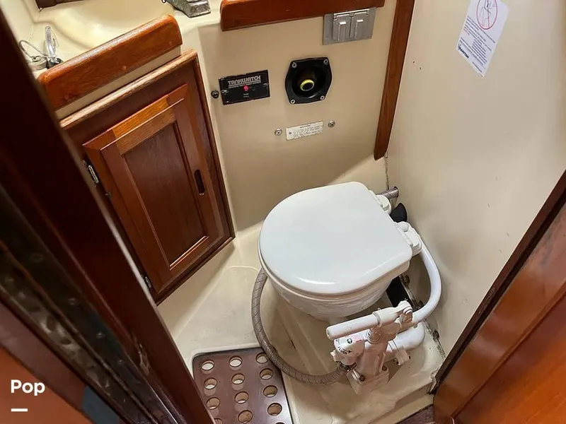 Slide: The Image of 1986 Ericson 30 for sale in Lynn, MA - 22