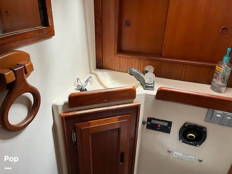 Slide: The Image of 1986 Ericson 30 for sale in Lynn, MA - 23