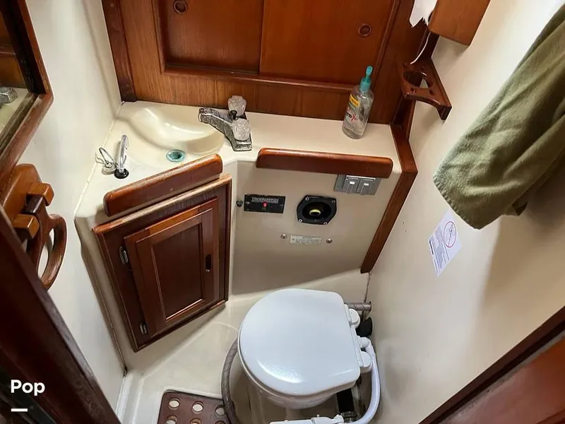 Slide: The Image of 1986 Ericson 30 for sale in Lynn, MA - 25