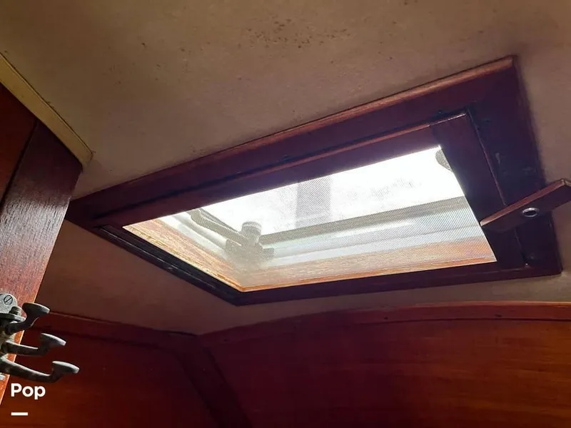 Slide: The Image of 1986 Ericson 30 for sale in Lynn, MA - 30