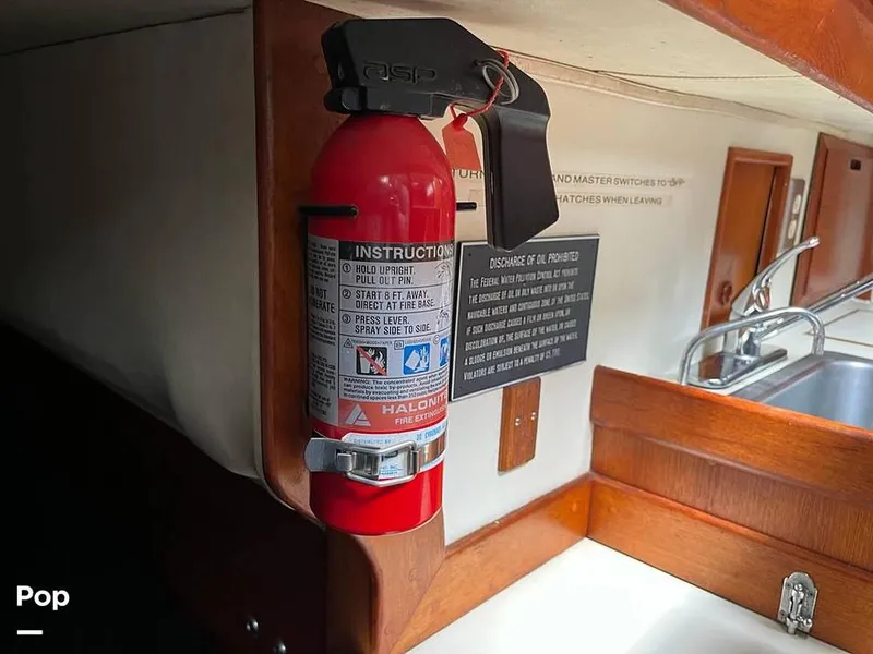 Slide: The Image of 1986 Ericson 30 for sale in Lynn, MA - 39