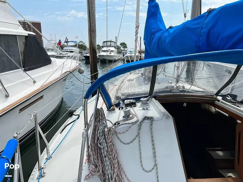 Slide: The Image of 1986 Ericson 30 for sale in Lynn, MA - 51