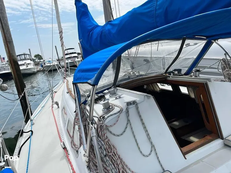 Slide: The Image of 1986 Ericson 30 for sale in Lynn, MA - 52