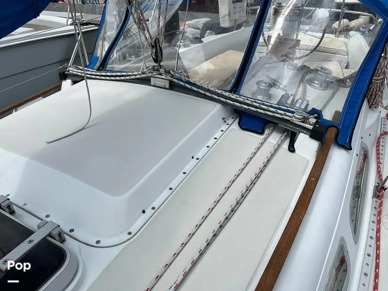 Slide: The Image of 1986 Ericson 30 for sale in Lynn, MA - 55