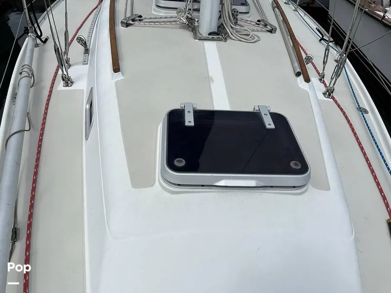 Slide: The Image of 1986 Ericson 30 for sale in Lynn, MA - 59