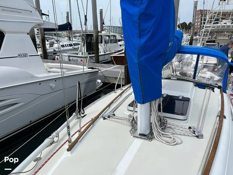 Slide: The Image of 1986 Ericson 30 for sale in Lynn, MA - 62