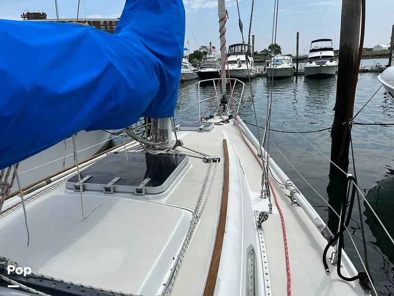 Slide: The Image of 1986 Ericson 30 for sale in Lynn, MA - 64