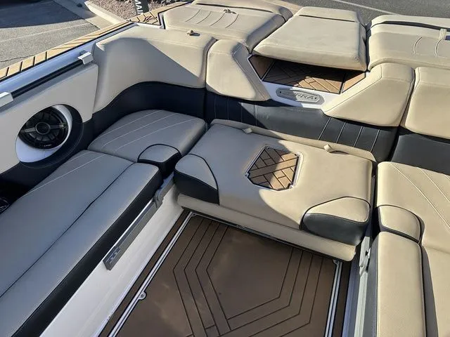 Slide: The Image of Supra SE 2019 - 4