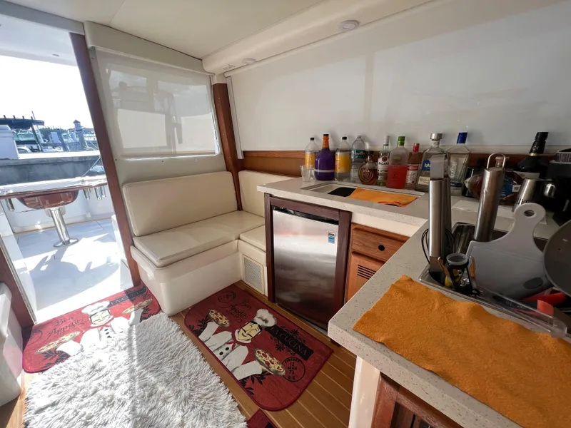 Slide: The Image of Cabo 35 Flybridge Sportfisher 2000 - 51