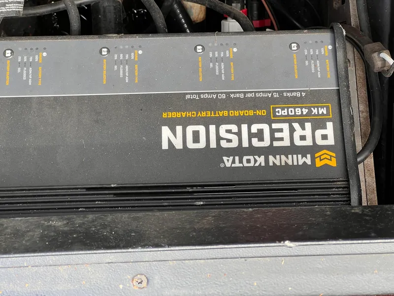 Slide: The Image of Skeeter ZXR20 2021 - 31