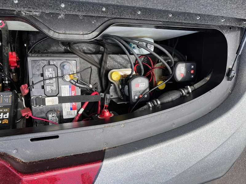 Slide: The Image of Skeeter ZXR20 2021 - 35