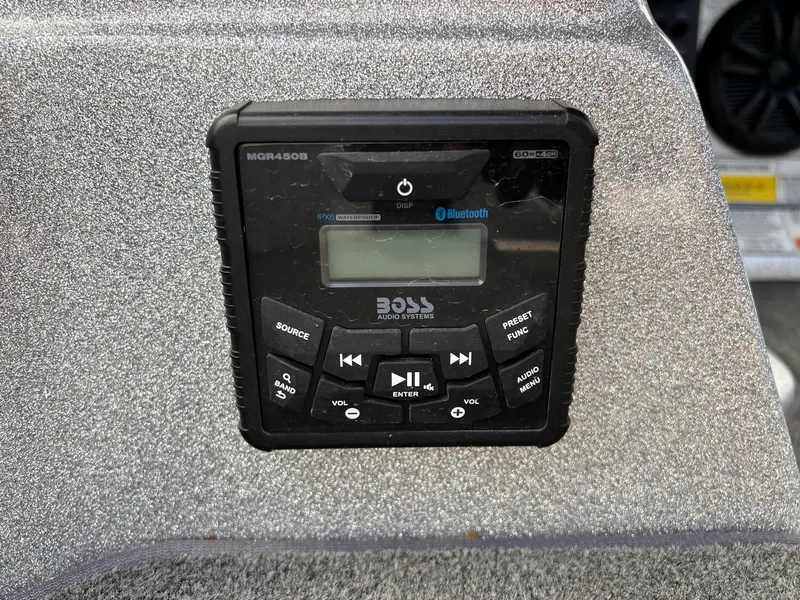 Slide: The Image of Skeeter ZXR20 2021 - 43