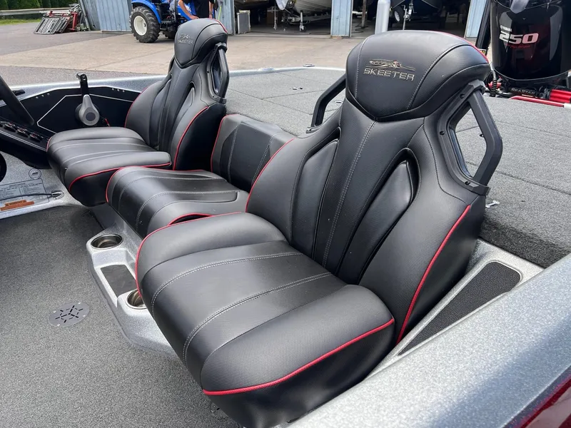 Slide: The Image of Skeeter ZXR20 2021 - 49