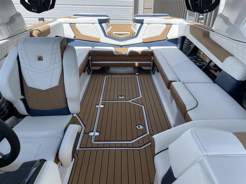 Slide: The Image of Nautique Super Air Nautique G25 2023 - 5