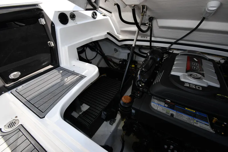 Slide: The Image of Engine compartment of a 2021 Monterey 278 Super Sport boat. - 45
