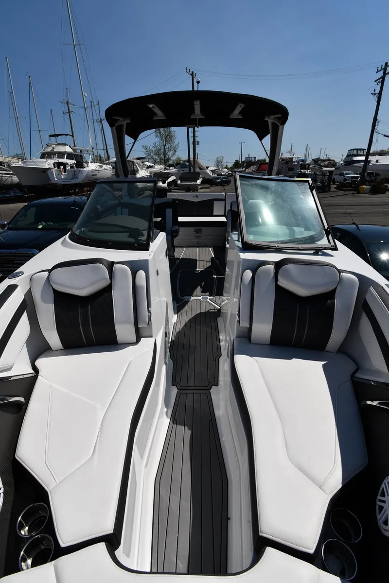 Slide: The Image of Monterey 278SS Super Sport 2021 - 55