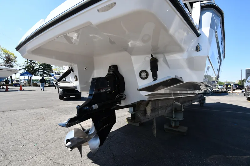 Slide: The Image of 2021 Monterey 278 Super Sport boat stern and propeller on display. - 7