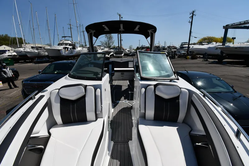 Slide: The Image of 2021 Monterey 278 Super Sport boat interior at marina. - 35