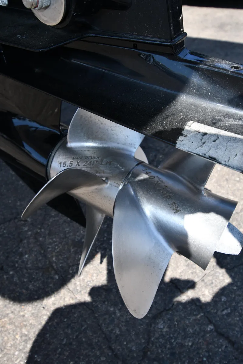 Slide: The Image of Close-up of 2021 Monterey 278 Super Sport boat propeller. - 10