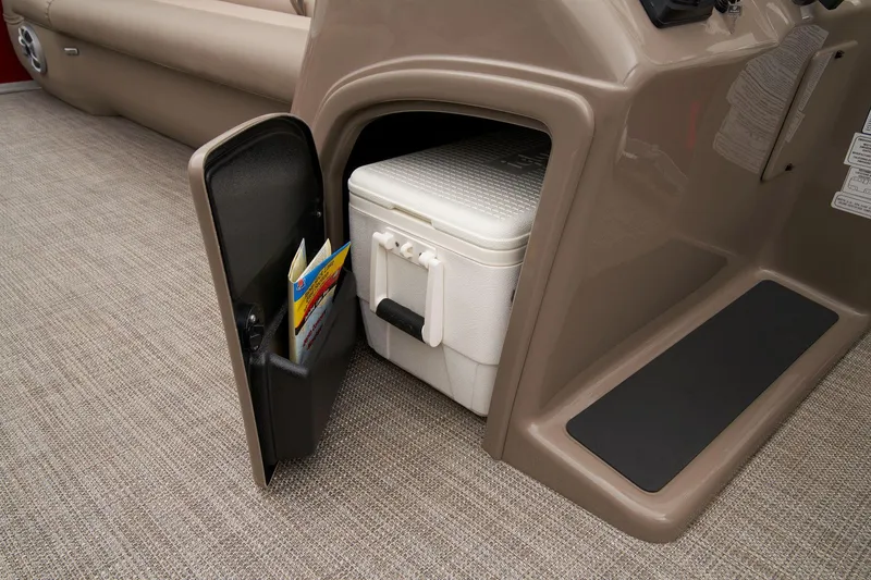 Slide: The Image of Storage compartment with cooler in 2024 Ranger Reata 200C boat. - 28