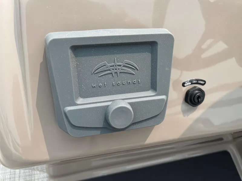 Slide: The Image of 2024 Ranger Reata 200C Wet Sounds audio control panel. - 18