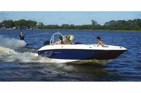 Slide: The Image of Bayliner Element E18 2023 - 3