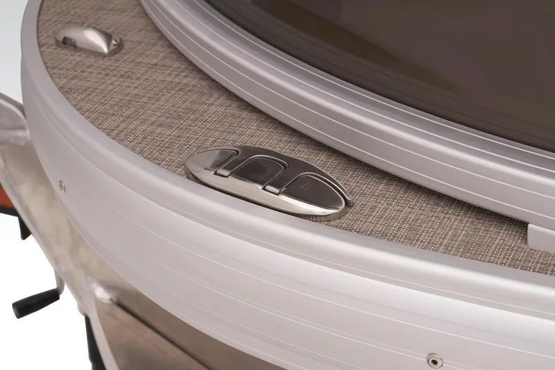 Slide: The Image of Sun Tracker SportFish 20 DLX 2023 - 21