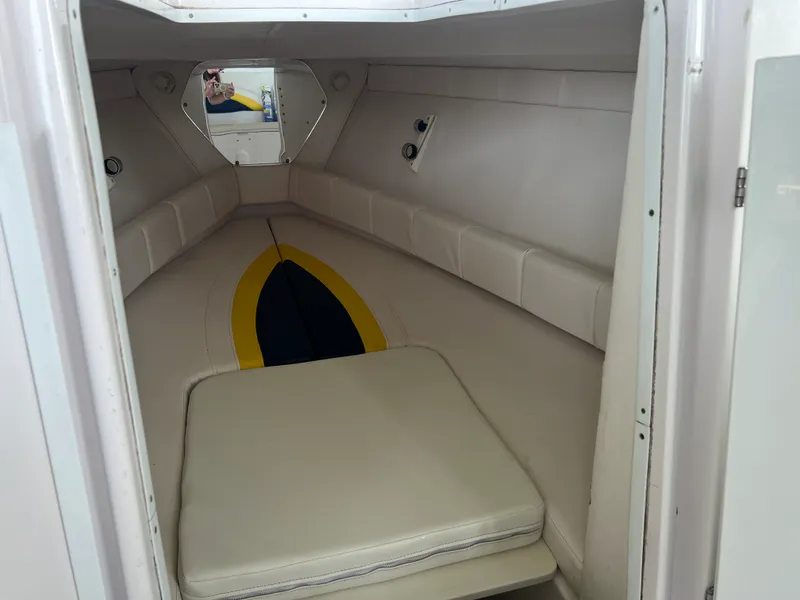 Slide: The Image of Donzi 352F 2001 - 17