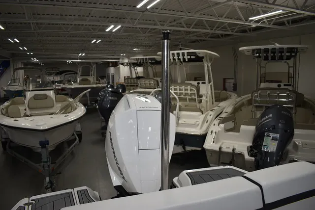 Slide: The Image of Monterey M-225 2023 - 34